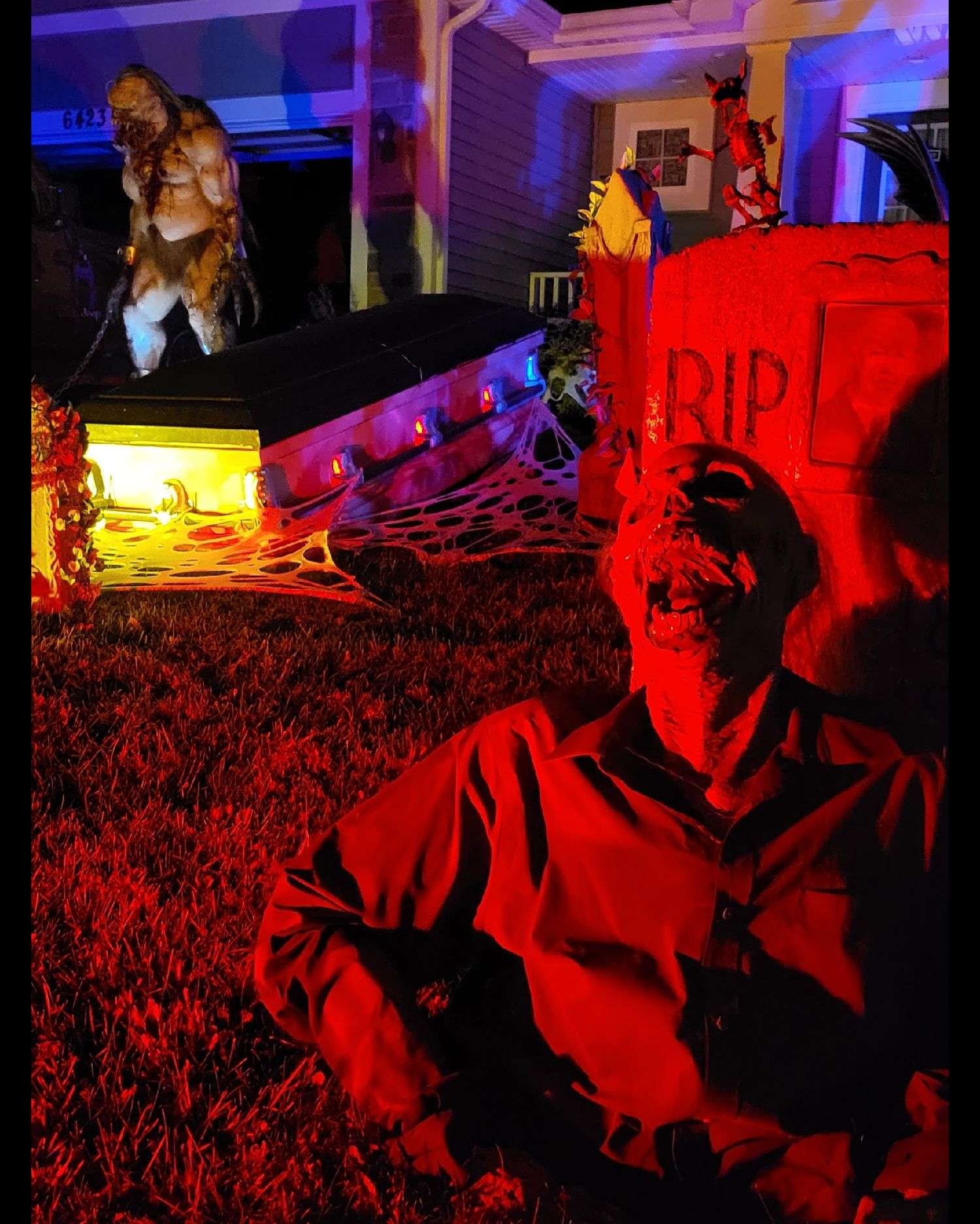 Decorated Halloween Homes 160 hell on hannah portage indiana decorated halloween home via panoramanow entertainment news