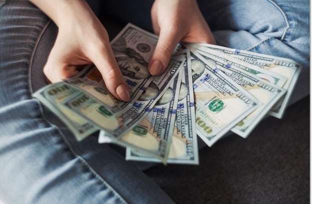 Outdoor Adventures in Northwest Indiana: Top 5 Hiking and Biking Trails for Students 97 How to Boost Your Student Budget five Creative Ways to Make Extra Cash Online college life