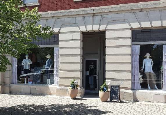 New Monthly Bunco Night DownTown LaPorte at Sweet P's Fashions 23 sweet ps pamer party downtown laporte ladies fashions feminine spa